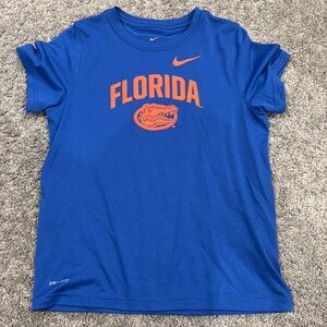 Boys girls Nike Florida Gators t-shirt size 7